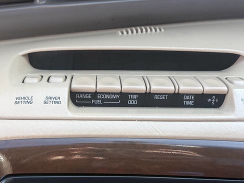 Used 1998 Lincoln Mark VIII LSC RWD image 14