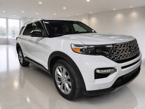Used 2021 Ford Explorer Limited w/ Equipment Group 301A RWD image 6