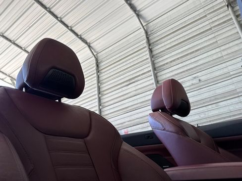 Used 2022 BMW M440i Convertible RWD image 16