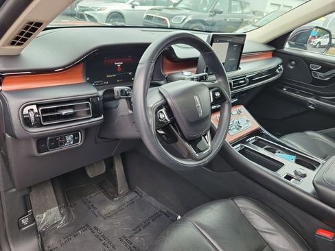 Used 2024 Lincoln Aviator Reserve image 11
