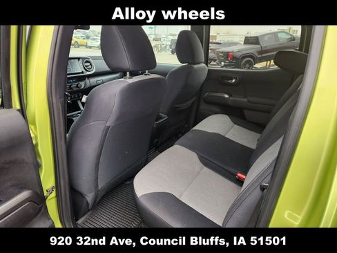 Used 2023 Toyota Tacoma TRD Off-Road image 12