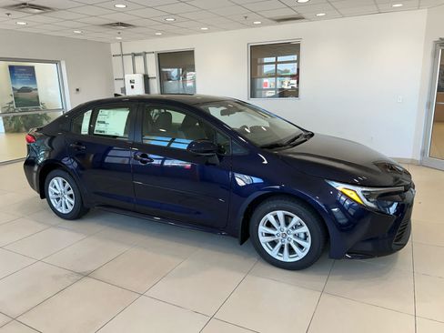 New 2026 Toyota Corolla LE w/ LE Premium Package FWD image 1