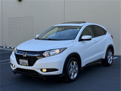 Used 2016 Honda HR-V EX image 4