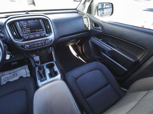 Used 2022 Chevrolet Colorado LT w/ LT Convenience Package image 35