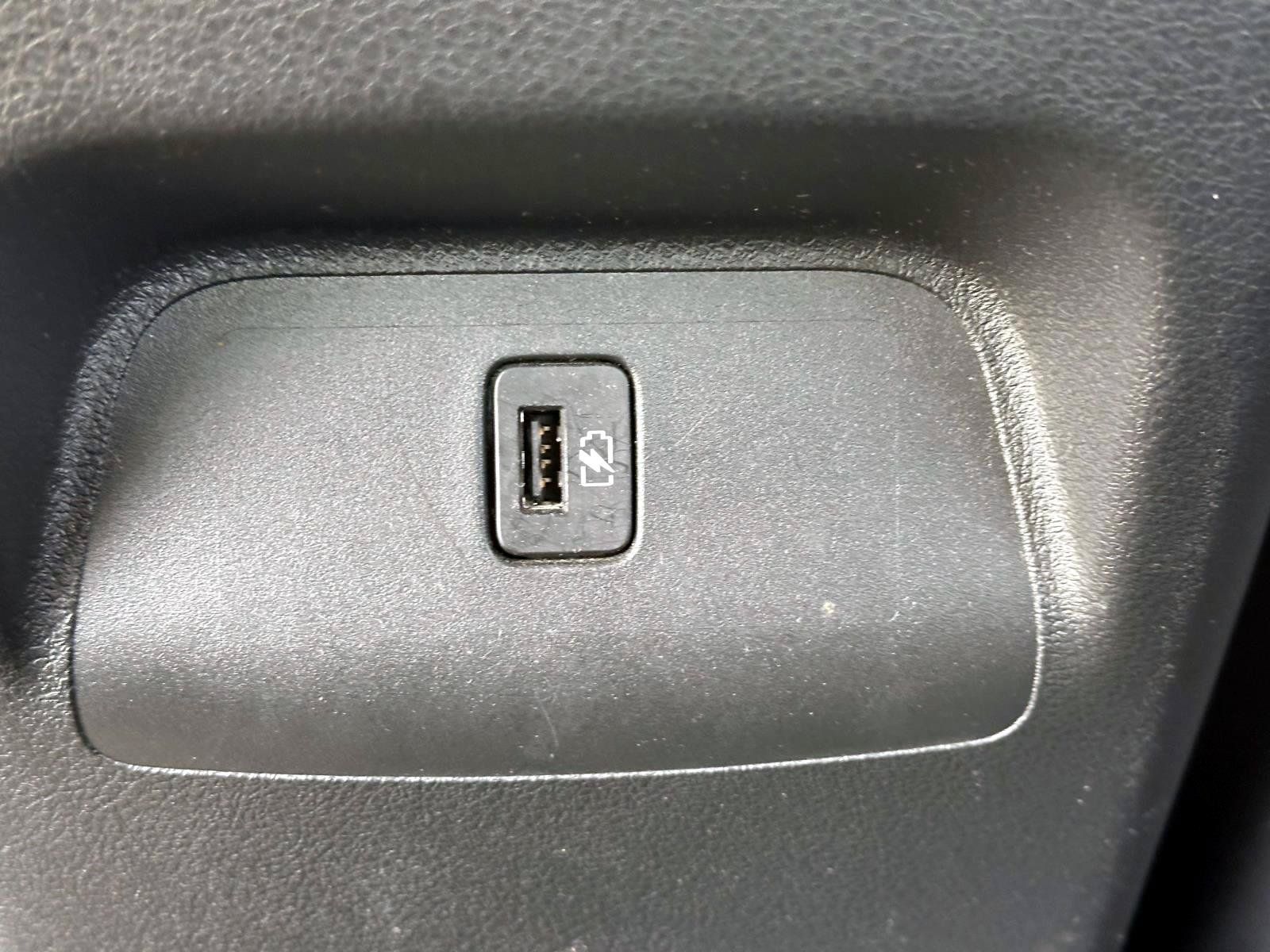 Certified 2023 Nissan Sentra SV FWD image 15