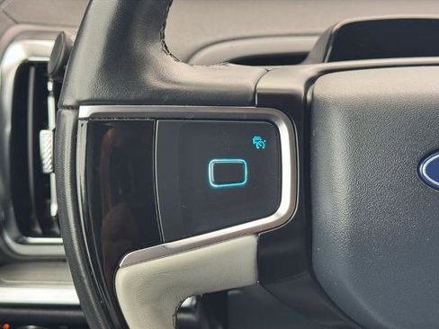 Certified 2025 Ford Expedition Platinum AWD/4WD image 21