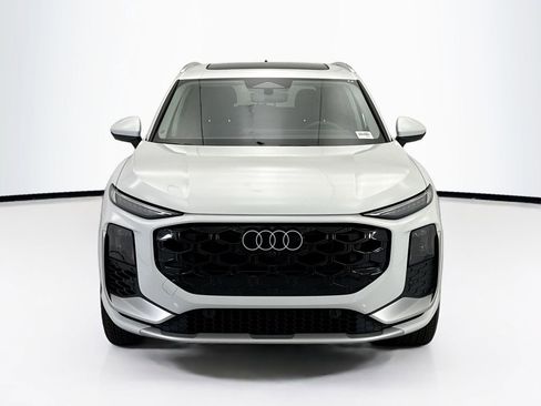 Used 2026 Audi Q3 quattro 2.0T AWD/4WD image 2