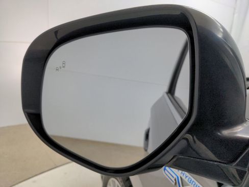 Used 2022 Mitsubishi Outlander SEL image 15