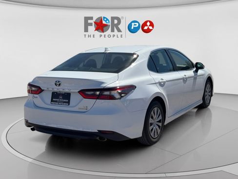 Used 2023 Toyota Camry LE image 13