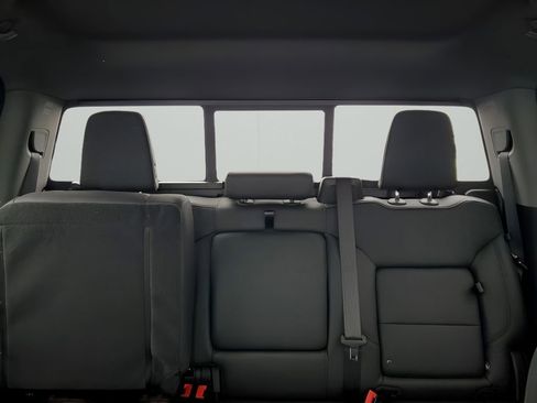 New 2026 GMC Sierra 1500 SLT image 42