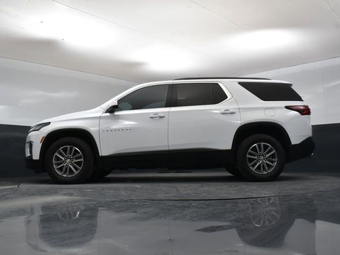 Used 2023 Chevrolet Traverse LT w/ LPO, Cargo Package AWD/4WD image 9