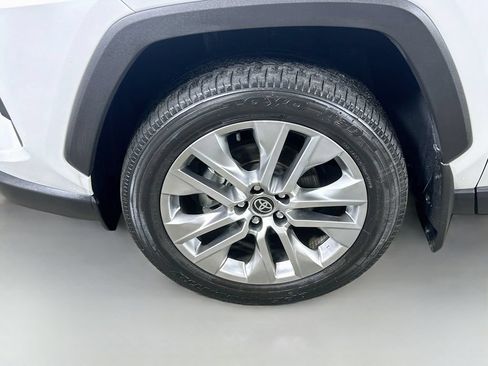 Used 2025 Toyota RAV4 XLE Premium AWD/4WD image 8