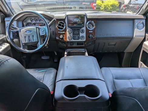 Used 2016 Ford F350 Lariat w/ Lariat Chrome Package AWD/4WD image 27