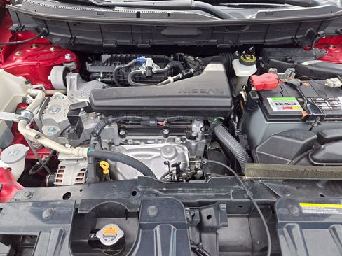Used 2017 Nissan Rogue SV w/ SV Premium Package FWD image 24