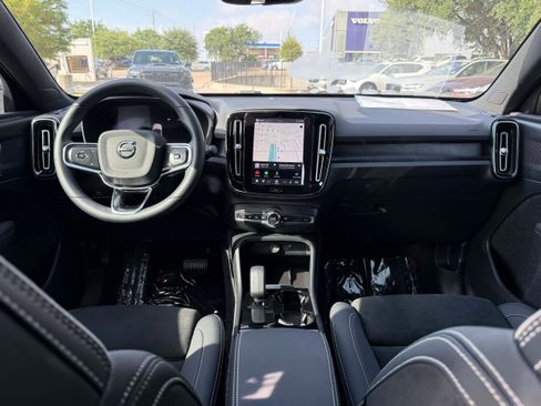 Certified 2023 Volvo C40 P8 Recharge Plus w/ Climate Package AWD/4WD image 16