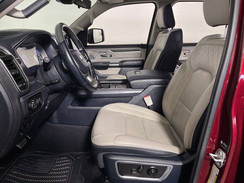 Used 2022 RAM 1500 Limited AWD/4WD image 12