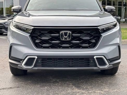Used 2023 Honda CR-V Sport Touring image 2