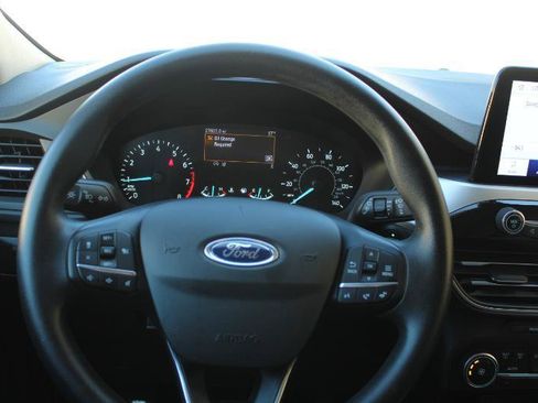 Used 2020 Ford Escape SE FWD image 9