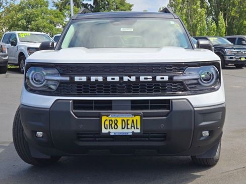New 2025 Ford Bronco Sport Outer Banks w/ Outer Banks Tech Package+ AWD/4WD image 2