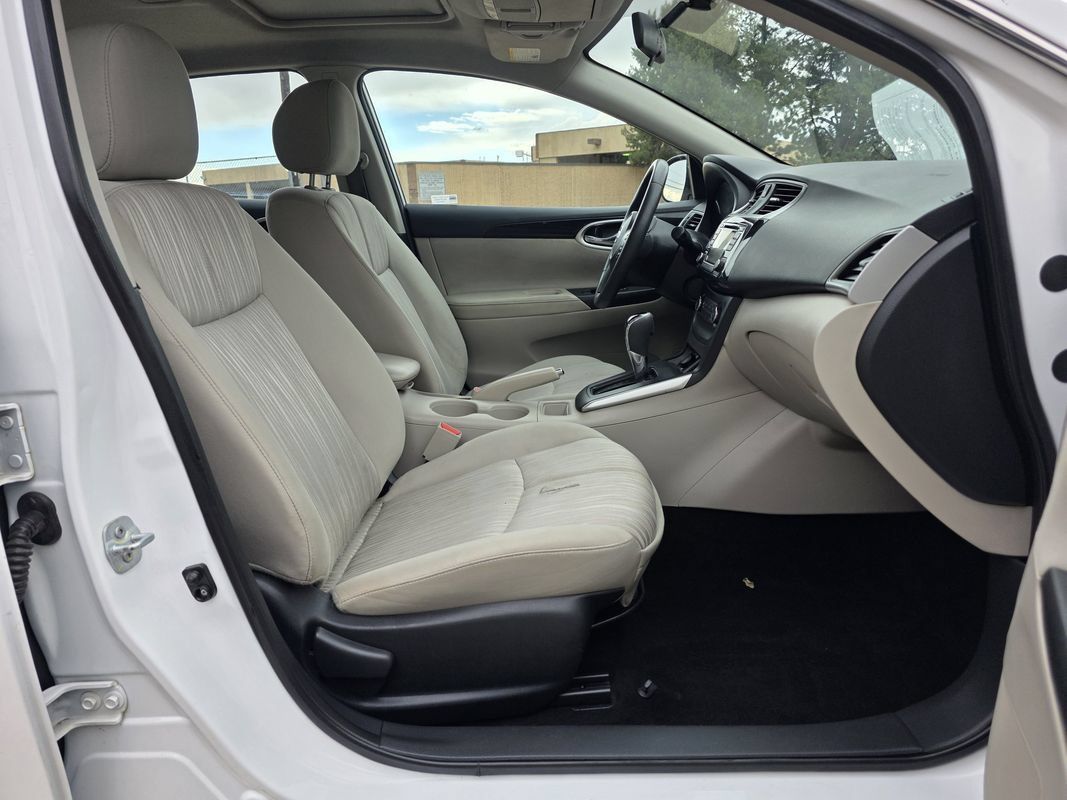 Used 2016 Nissan Sentra SV w/ Style Package FWD image 22
