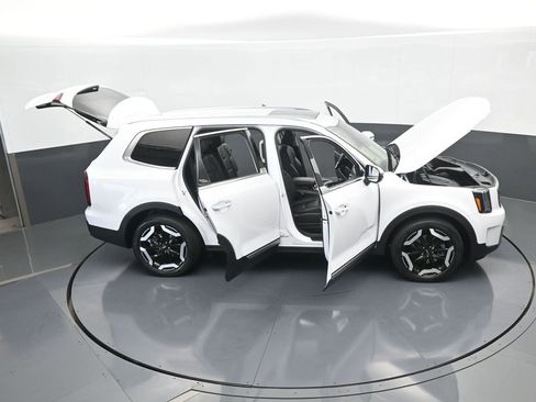Used 2023 Kia Telluride S w/ S Sunroof Package image 69