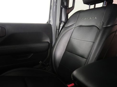 Used 2021 Jeep Wrangler Unlimited Sahara image 26