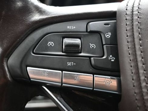 Used 2023 Cadillac Escalade ESV Sport Platinum w/ LPO, ONYX Package AWD/4WD image 15