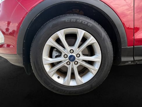 Used 2019 Ford Escape SE FWD image 11