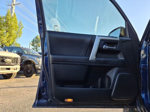 Used 2023 Toyota 4Runner SR5 AWD/4WD image 14