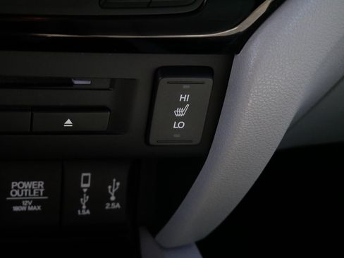 Used 2017 Honda Pilot Touring image 29