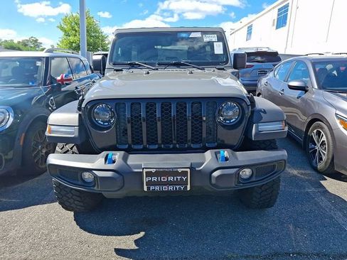 Used 2023 Jeep Wrangler Unlimited AWD/4WD image 3