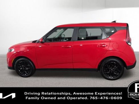 Used 2023 Kia Soul LX w/ LX Technology Package image 6