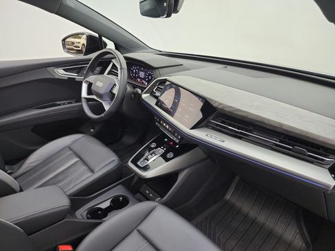 Used 2024 Audi Q4 e-tron Premium Plus AWD/4WD image 30