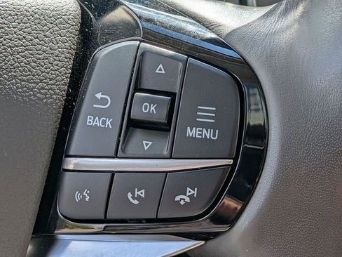 Used 2021 Ford Explorer Platinum w/ Equipment Group 601A AWD/4WD image 21