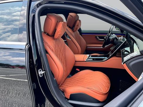 Used 2024 Mercedes-Benz S 580 4MATIC Sedan image 9