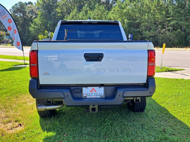 Used 2025 Toyota Tacoma SR w/ SR Upgrade Package RWD image 6
