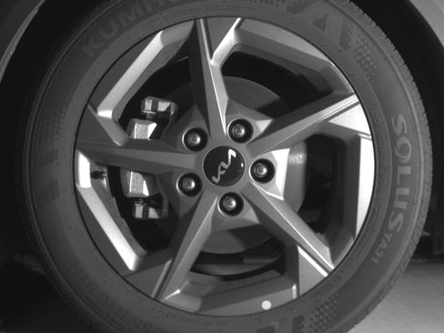 Used 2025 Kia K4 LXS image 12