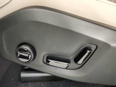 Used 2027 Volvo XC90 B6 Plus AWD/4WD image 14