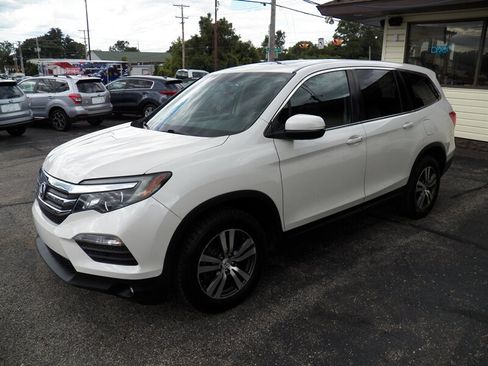 Used 2017 Honda Pilot EX-L image 4