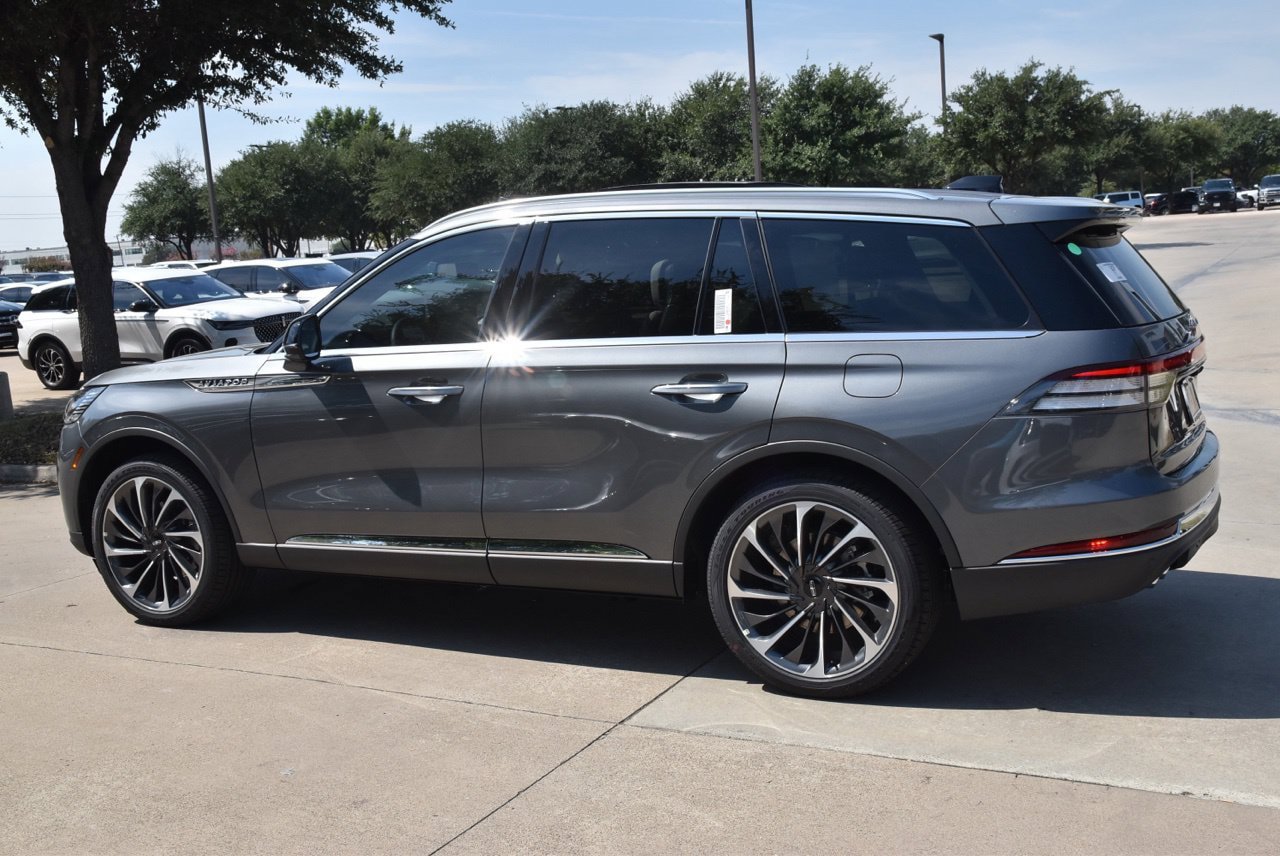 New 2027 Lincoln Aviator Reserve AWD/4WD image 10