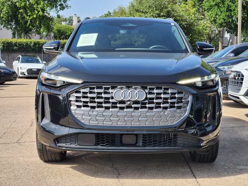 Certified 2025 Audi Q5 Premium Plus w/ Premium Plus AWD/4WD image 4