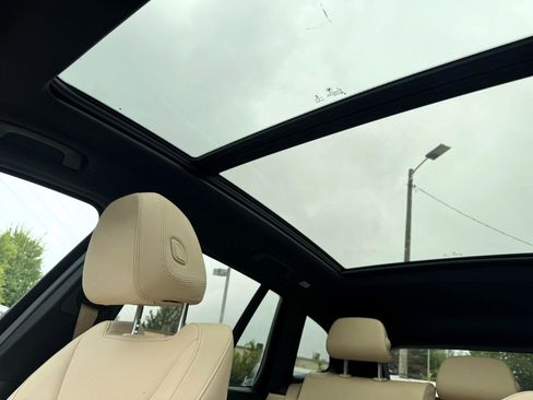 Used 2019 BMW X3 sDrive30i w/ Driving Assistance Package image 19