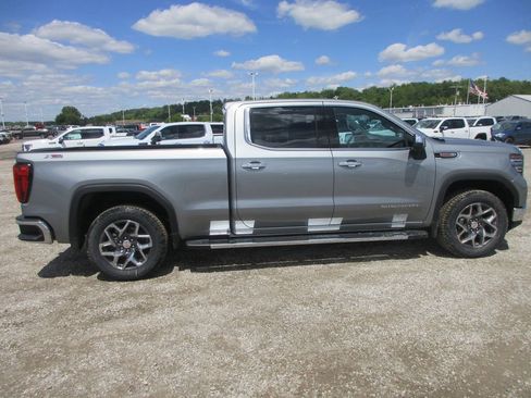 New 2026 GMC Sierra 1500 SLT w/ SLT Premium Plus Package AWD/4WD image 3