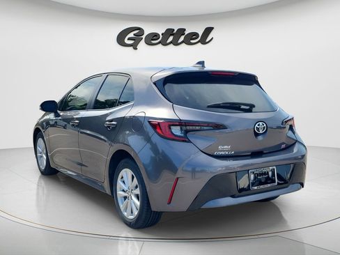 Certified 2025 Toyota Corolla SE FWD image 5