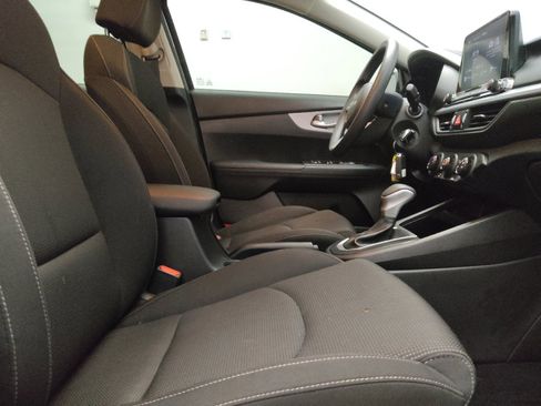 Used 2023 Kia Forte LXS FWD image 21