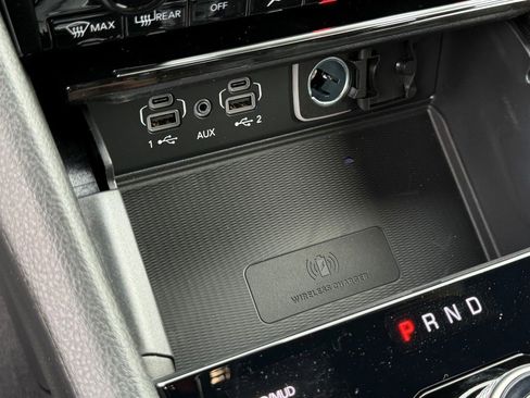 New 2025 Jeep Grand Cherokee L Limited w/ Luxury Tech Group II image 32