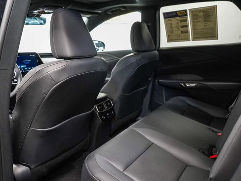 Used 2025 Lexus RX 350 FWD w/ Technology Package image 19