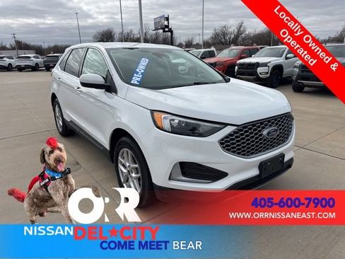 Used 2023 Ford Edge SEL image 7