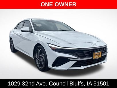 Used 2024 Hyundai Elantra SEL w/ Convenience Package