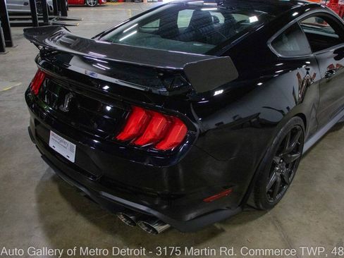 Used 2020 Ford Mustang Shelby GT500 w/ Carbon Fiber Track Pack RWD image 15